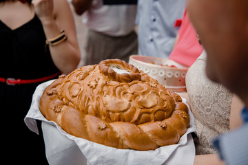 woman with apple pie