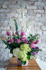 Fototapeta na wymiar Flores decorativas para mesa y obsequios