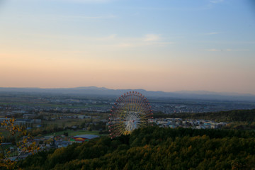 観覧車の夕景