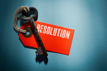 Label and key for resolution