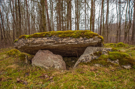 Stone age tomb in Sweden