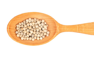 White pepper peas in spoon