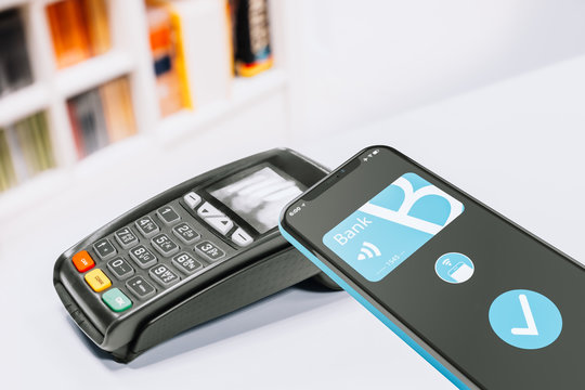 Mobile payment on a dataphone