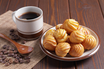 Custard cakes and coffee