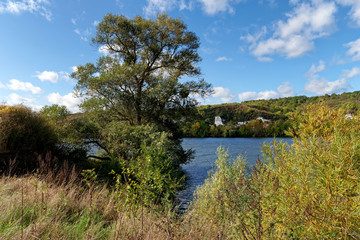 Fototapeta na wymiar Seine river in the Vexin français regional nature park