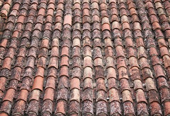 The traditional tiled roof on houses in the Basque country to prettify to small towns and villages