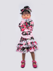 asian little girl  Wearing yukata  on white backgound