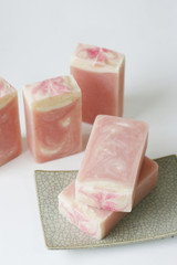 Olive Oil Soap Suitable for people with skin problems. Nourishes the skin soft and moist.