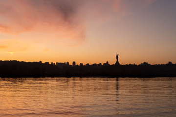 Naklejka premium Dnieper at sunset Kiev Ukraine