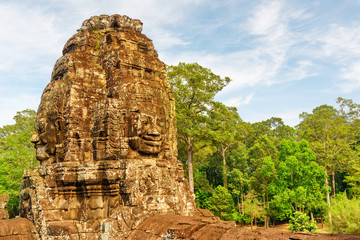 Fabulous view of tower with stone faces of Bayon temple