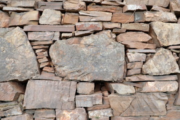 Trockensteinmauer
