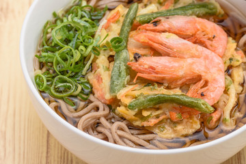 海老のかき揚げ蕎麦