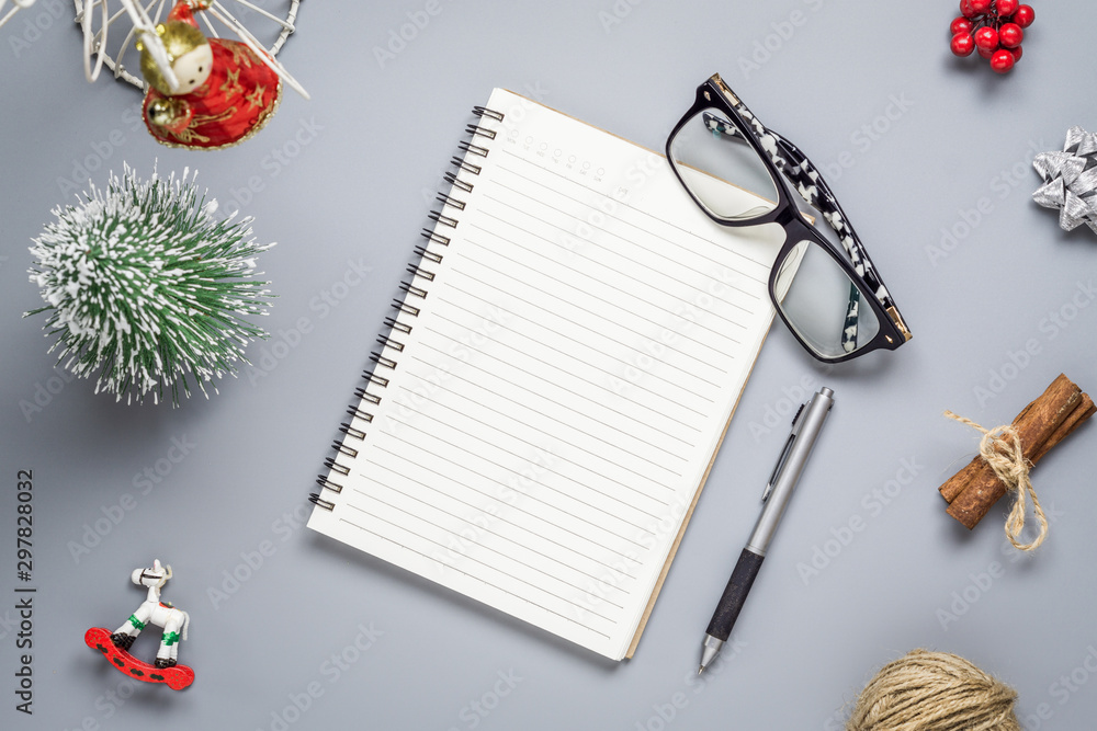 Aufkleber blank notebook on wood background with christmas ornaments decorations. mockup christmas background 