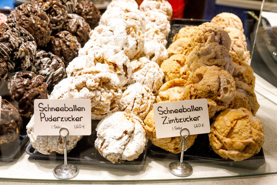 Schneeballen pastry for sale at bakery cafe in Rothenburg ob der Tauber on Romantic Road Bavaria Germany