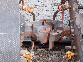 Train hook coupling