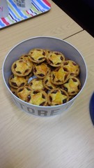bowl of mince pie