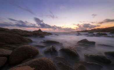 Fototapeta na wymiar Pianottoli-Caldarello en Corse. Longue exposition plage.