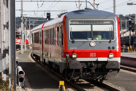 salzburg, salzburger land/austria - 11 10 19: s&uuml;dostbayern german train at salzburg main train station austria
