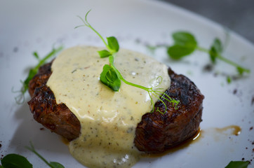 grilled beef with gorgonzola sauce & fresh asparagus