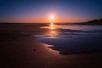 Lever de soleil sur la plage en septembre