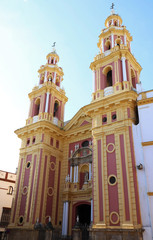 San Ildefonso church was constructed in the 18th century and is one of the few churches of Seville built in the neoclassical style.