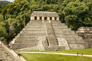 Fototapeta na wymiar palenque mayas ruins word heritage