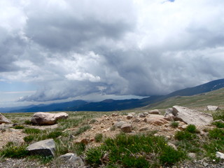 Fototapeta na wymiar storm on the mountain