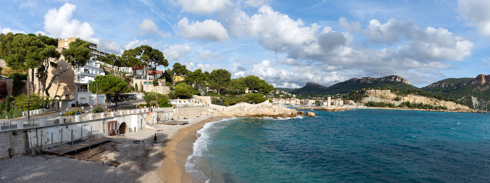 Plage du Bestouan &agrave; Cassis