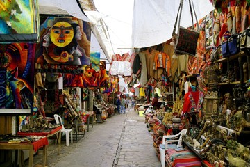 colorful market of Pisac in the Andes of Peru - obrazy, fototapety, plakaty