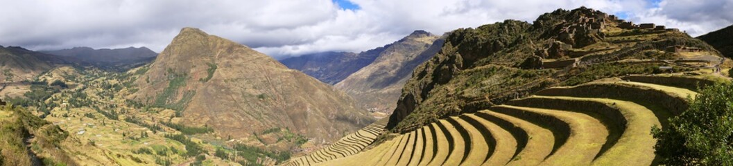 Terraces of Pisac in the Urubamba valley in the Andes of Peru - obrazy, fototapety, plakaty