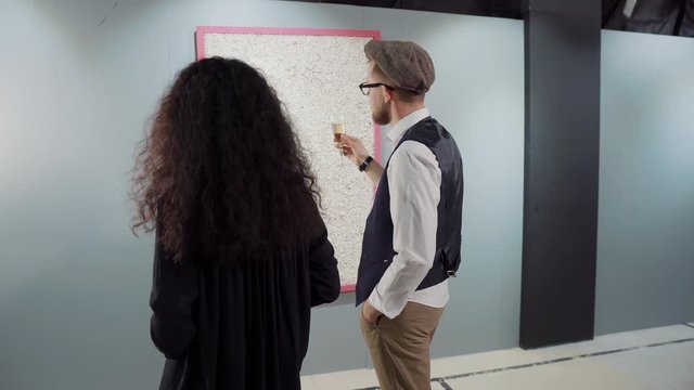 Critical look at the piece of modern art