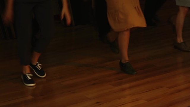 bailando al ritmo del swing