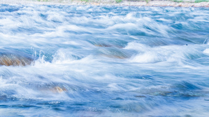 Fototapeta premium Koniec strumienia wody wodospadu wolna migawka