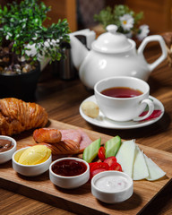 breakfast set on the table ____