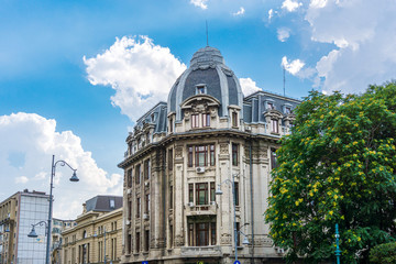 Fototapeta na wymiar BUCHAREST, ROMANIA - August 28, 2017: antique building view in Old Town Bucharest, Romanian