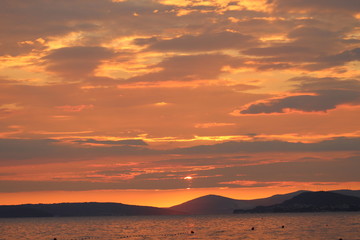 Fototapeta na wymiar Zachód słońca nad Splitem