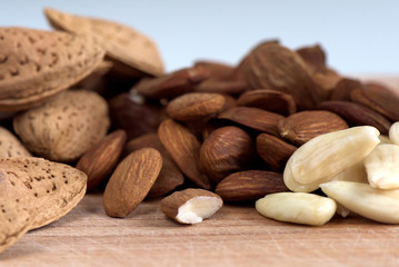 Almond nuts with white milk macro