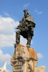 Fototapeta premium Monument to Giuseppe Garibaldi in Turin, Italy