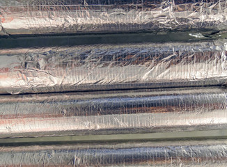 Technician pipe insulated with shiny metal