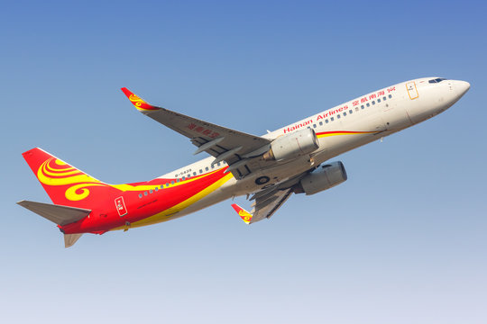 Hainan Airlines Boeing 737-800 airplane Tianjin airport