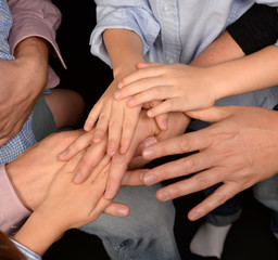hand freundschaft pakt bündniss symbolisch