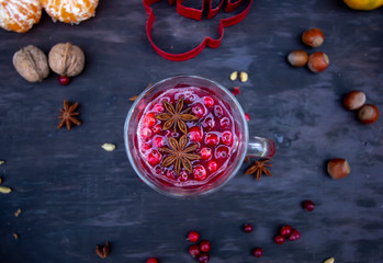 lingonberry juice with honey, cinnamon and anise