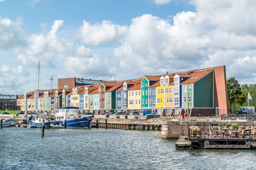 Fototapeta na wymiar Wharf houses in Hellevoetsluis, Netherlands