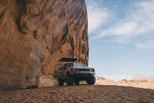 A typical 4-wheeler jeep in Wadi Rum desert during lunch time