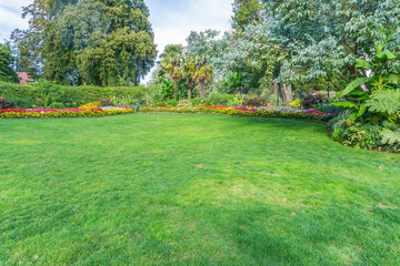 Naklejka premium Park Lawn And Garden