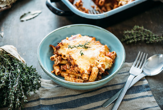 Food: Casserole with maccharoni, veggie bolognese and cheese
