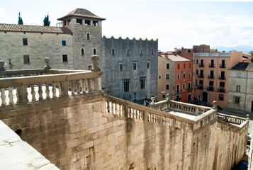 Obraz premium Historic Girona. An elegant medieval city in Spain. A view of the steps leading up to the imposing cathedral. 