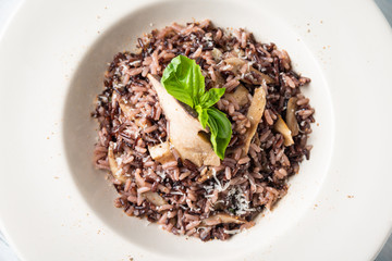 Risotto con funghi, cibo italiano