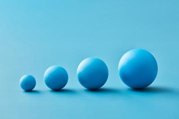 Arranged spheres from small to big sizes