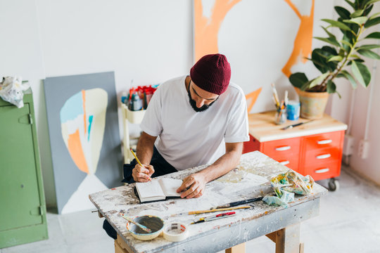 Artist working a sketch